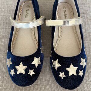 Mini Boden Velvet Dress Shoes.  Girls Size 34 (US 2.5).